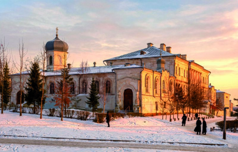 Файл:Архиерейский дом (1) пр.jpg