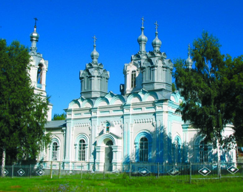 Дома башмаково пензенская область. Вознесенская Церковь Рыльск. Храм Михаила Архангела Сорочинск. Вознесенская Церковь Рыльск Курская область. Церковь Вознесения (Рыльск).